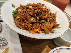 -黄泥岗·地道湖北菜(奥特莱斯店)