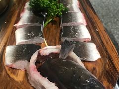 活鳗鱼-本炙炭烤·蒲烧活鳗料理店(金沙洲店)