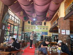 大堂-汤锅大王(新平曹苏黄牛汤锅有限公司)