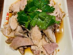 -亮亮面馆(经六路店)