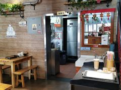 -管氏翅吧(护国寺店)
