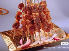 -俭寨大盘鸡·手抓肉·烧烤新疆菜(乌苏路店)
