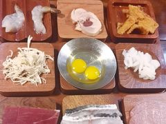 -银米·云南传统过桥米线(双廊黑金冠店)
