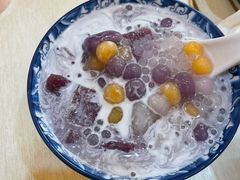 西米露-小雨点糖水店(中兴街分店)