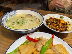 -二孃鸡爪爪(东风路总店)