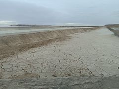 -察尔汗盐湖