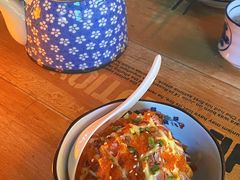 火炙三文鱼爆丼饭-熊藏居酒屋(kkone店)