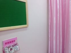 -晶奕空间专业脱毛连锁机构