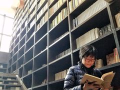 -钟书阁(松江泰晤士小镇店)