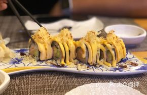 Signature Crane Scroll Roll