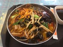 -红鼻子桂林米粉(金唐新光界店)