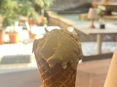-潮一不贰·法式甜品·生日蛋糕·西式简餐(外滩店)