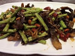 -闫府私房菜·老字号(恒隆店)