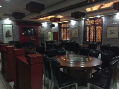 大堂-石头门坎