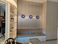 -PE SALON