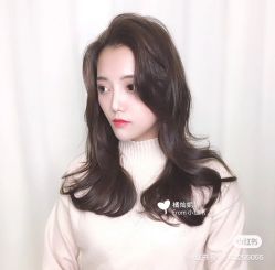 -时尚殿堂明星门店