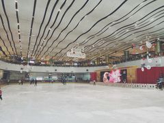 -冰纷万象滑冰场(沈阳万象城店)