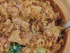 -煲仔皇腊味煲仔饭(经四万达店)