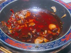 特色烧鸡公-一只烧鸡公(解放碑店)