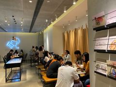 大堂-喜茶(深圳东门1234店)