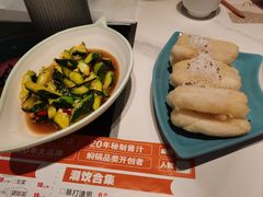 -黄记煌三汁焖锅(新佳丽江汉路店)