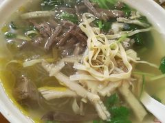 牛杂粉丝汤-小姜锅贴(凤凰街店)