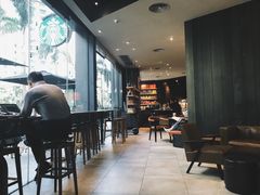 大堂-星巴克臻选(深圳东海缤纷天地店)
