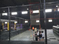 -嘿哟动霸CHUA·新潮玩运动娱乐中心·蹦床滑冰团建乐园