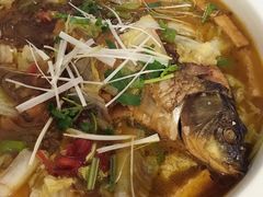 得莫利炖活鱼-镜泊湖酒家(兴华街金鼎店)