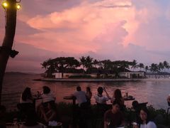 -Sunset Bar(丹绒亚路香格里拉店)