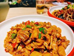 -叶派龙虾•招牌香辣蟹·海鲜(中海国际店)