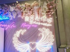 教堂进去门口-光谷广场