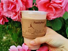 -全家便利店(莲花池东路店)