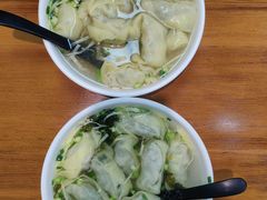 -周素珍湖州大馄饨(直戒坛寺巷店)