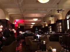 -LONG BAR 廊吧(外滩华尔道夫酒店)