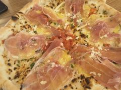 -城市大道红炉披萨烘焙坊