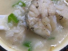 -亚忠小吃店(曾厝垵店)