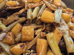 -内蒙焖面大盆骨餐馆(山大路店)