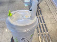 -奈雪的茶(湖滨银泰in77C区PRO店)