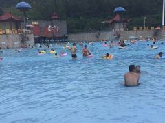 -汤山欢乐水世界