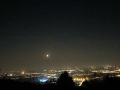 -鬼笑石后山停车场