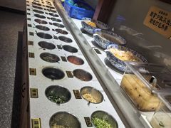 -乡土黄·鲜牛肉火锅·小龙虾(兴业街店)