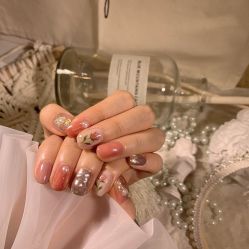 -米小兔美甲美睫