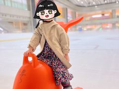 -冰堡国际溜冰场(观澜湖新城MHMALL店)