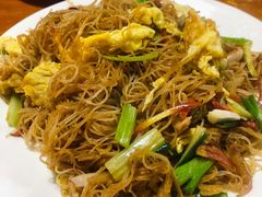 海鲜炒粉干-温州一家人美食(西木头市店)