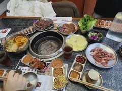 -红泥小火炉·东北泥炉烤肉(天一旗舰店)