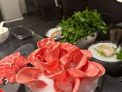 -鲜入唯煮·港式海鲜牛肉火锅(金宝街店)