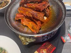 -艳阳天民俗村(公园路店)