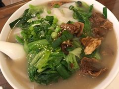 美味牛腩汤陈村粉-黄但记老店·陈村粉食府