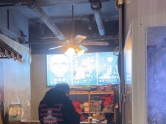 -荒岛实景沉浸密室(江汉路1店)